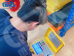 Servicios de mantenimiento diario de equipos eléctricos